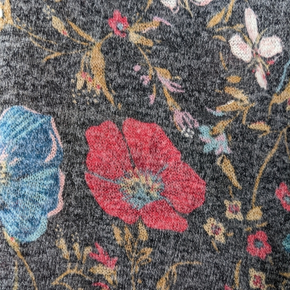 Disney by Lauren Conrad Multicolor Floral Top Size Small - Picture 6 of 14